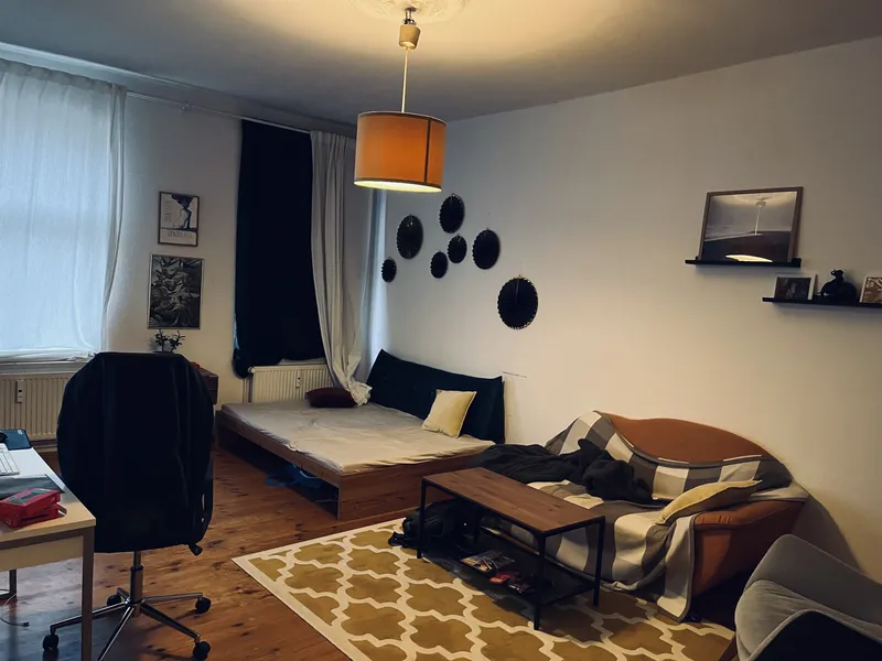 Zur Untermiete: 2-Zimmer-Wohnung in der Pappelallee — photo 1